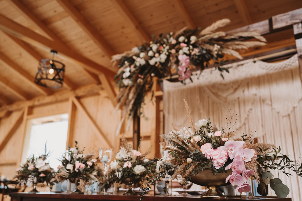 decor si aranjamente florale nunta rustica, Micus Barn Transilvania
